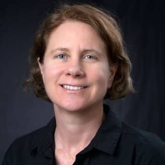 Gwen professional portrait